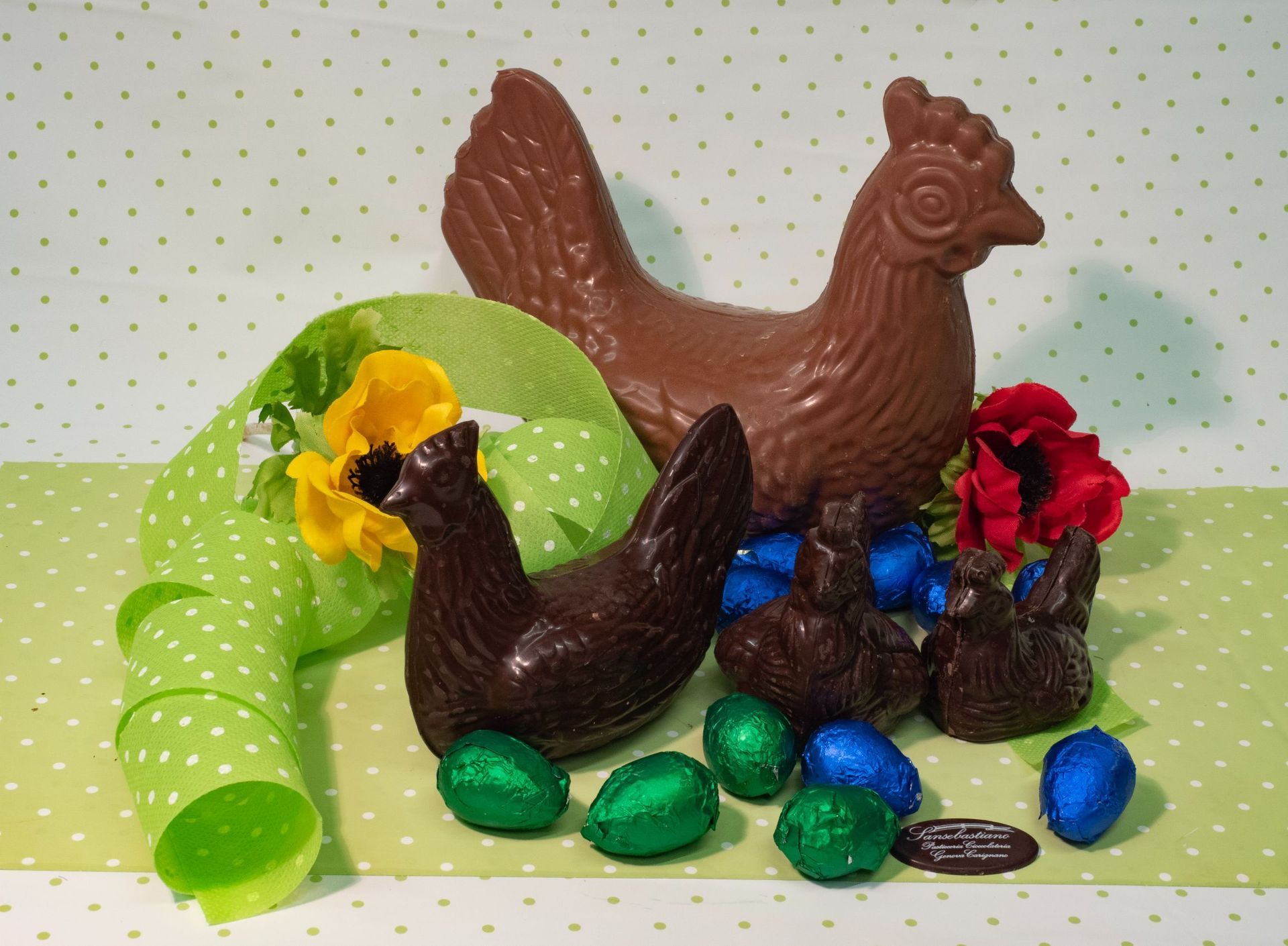Galline pasquali al cioccolato