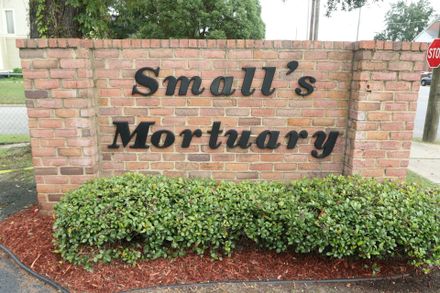 contact smalls mortuary