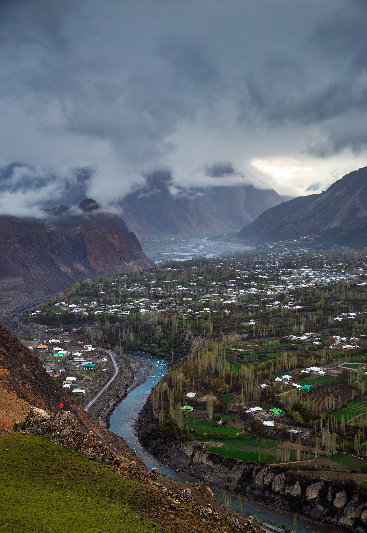 chitral travel guide