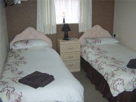 Hotel in Blackpool - Blackpool, Lancashire - The Lynton Hotel - Bedroom