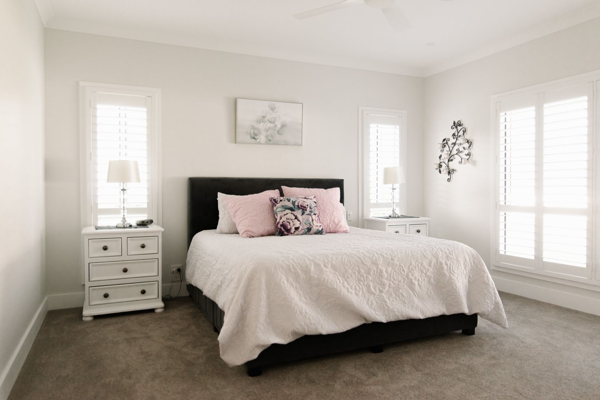 A Bright Bedroom Featuring a Queen Bed — Michael Duncan Constructions Pty Ltd in Robina, QLD
