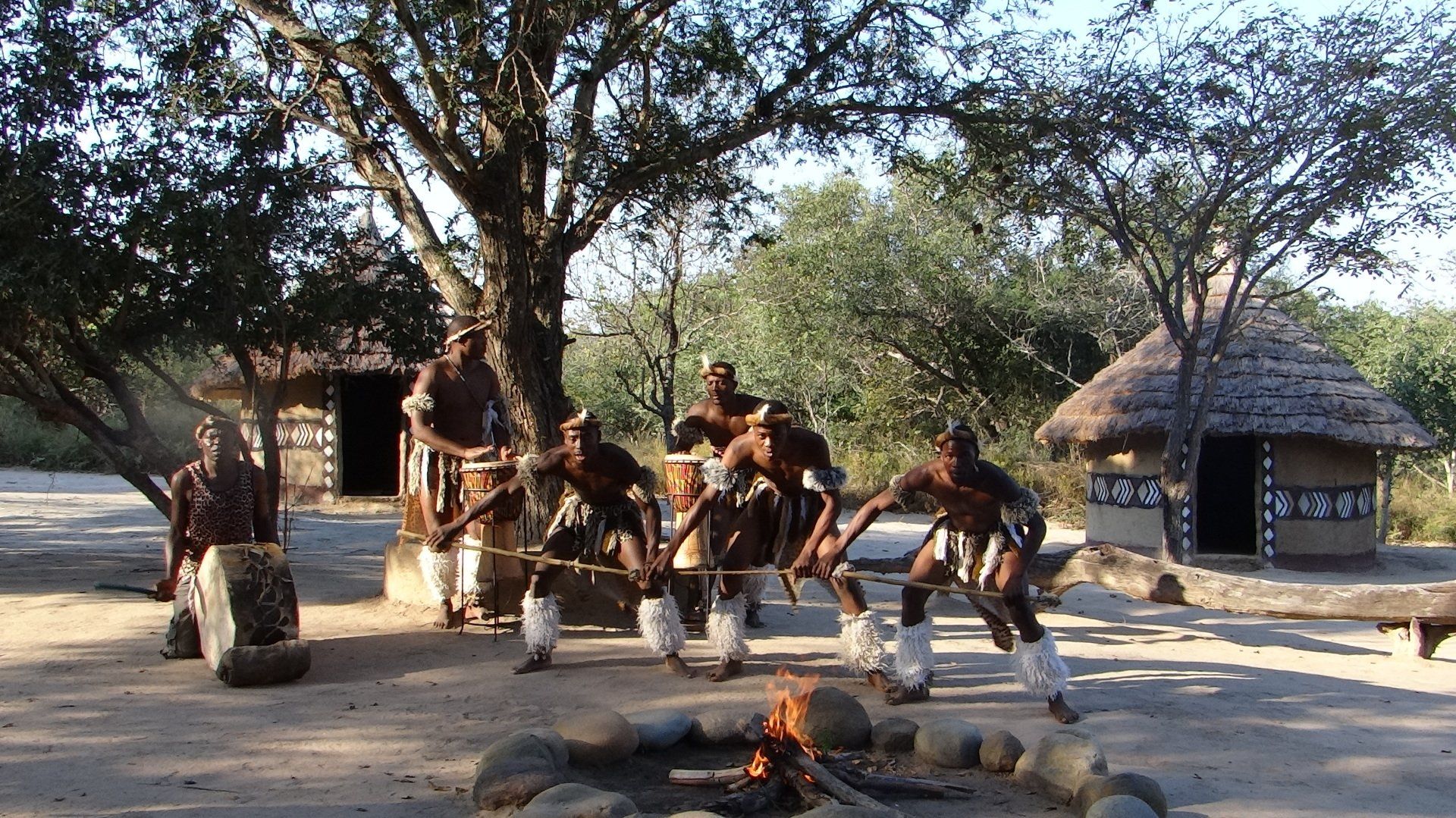 Bushwillow Villa | Cultural Dancing