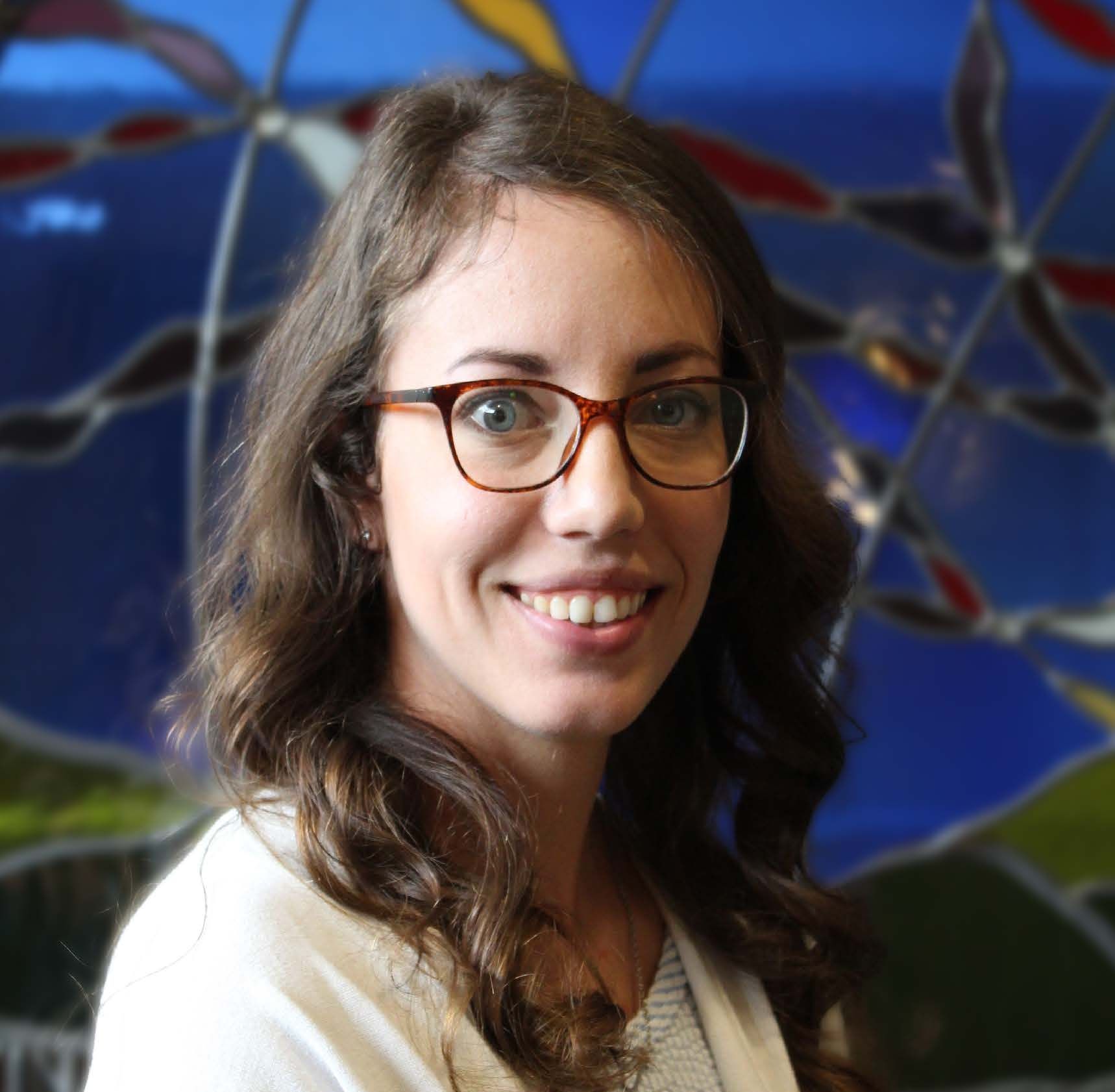 samantha headshot
