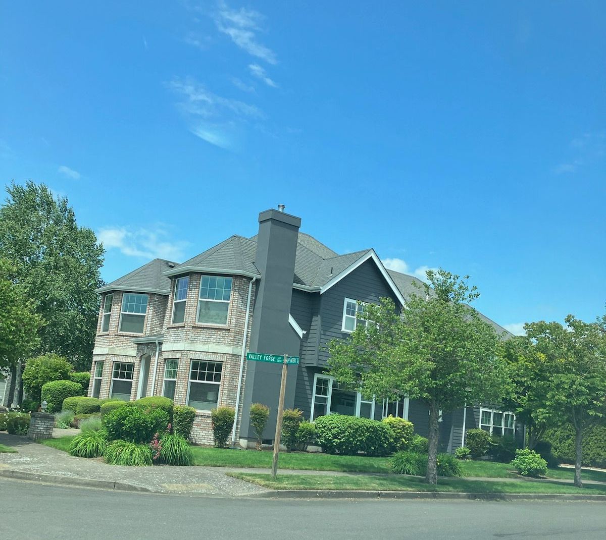 Green House - Pleasant Hill, OR - American Seamless Guttering & Vinyl Siding