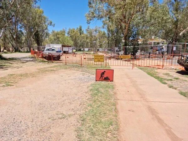 Actual Work Site Set Up With Road Sign Work — Diamond Traffic Designs In Alice Springs NT