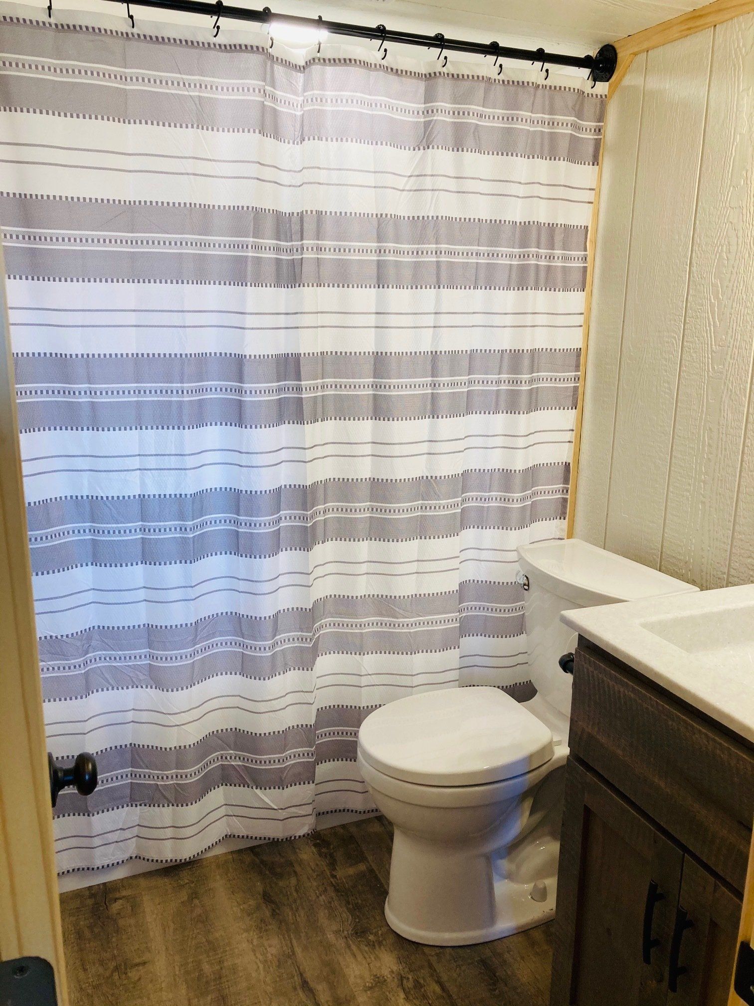 Bathroom of Luxury Lofted Cabins at Creek Side Resort