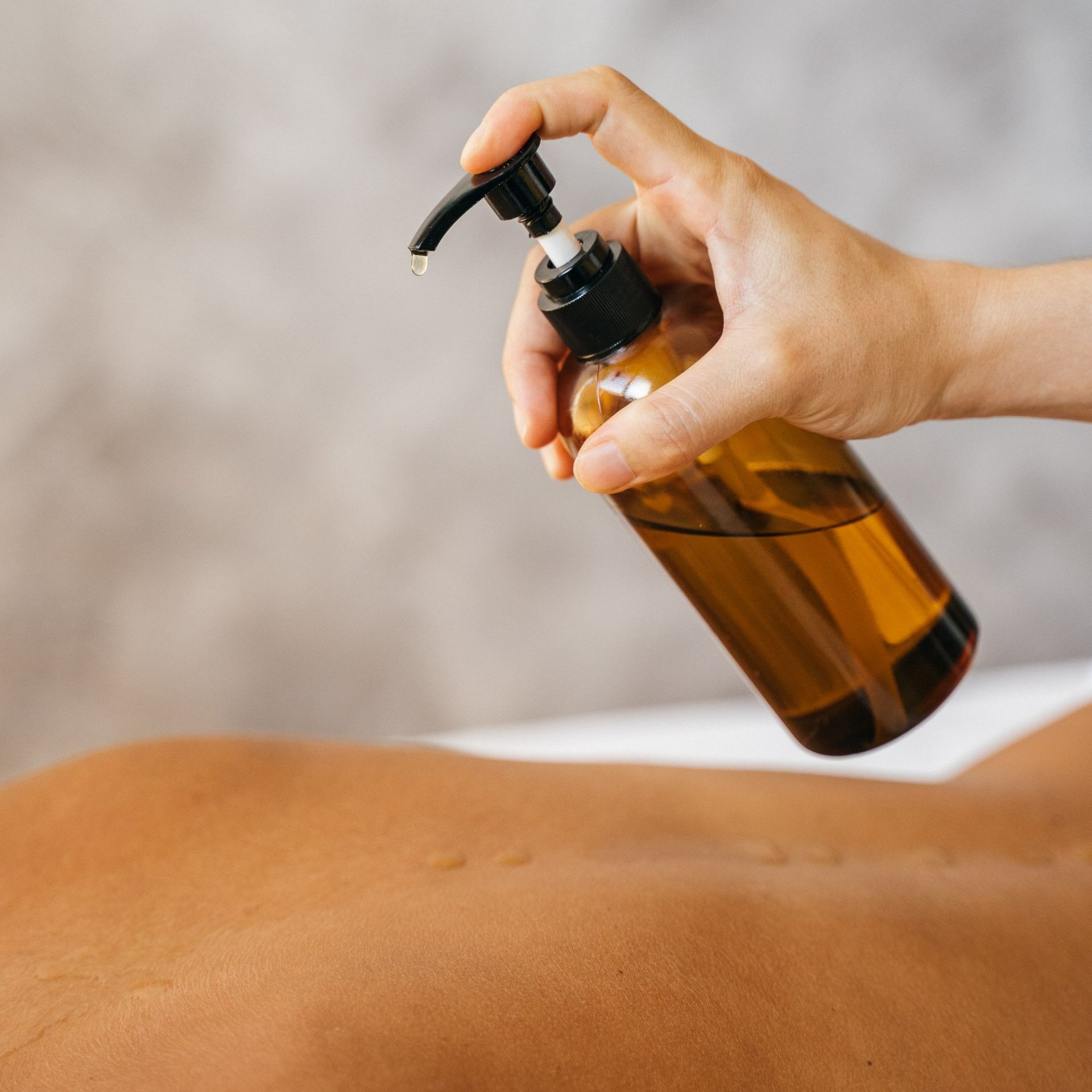 Deep Cleansing Back Treatment