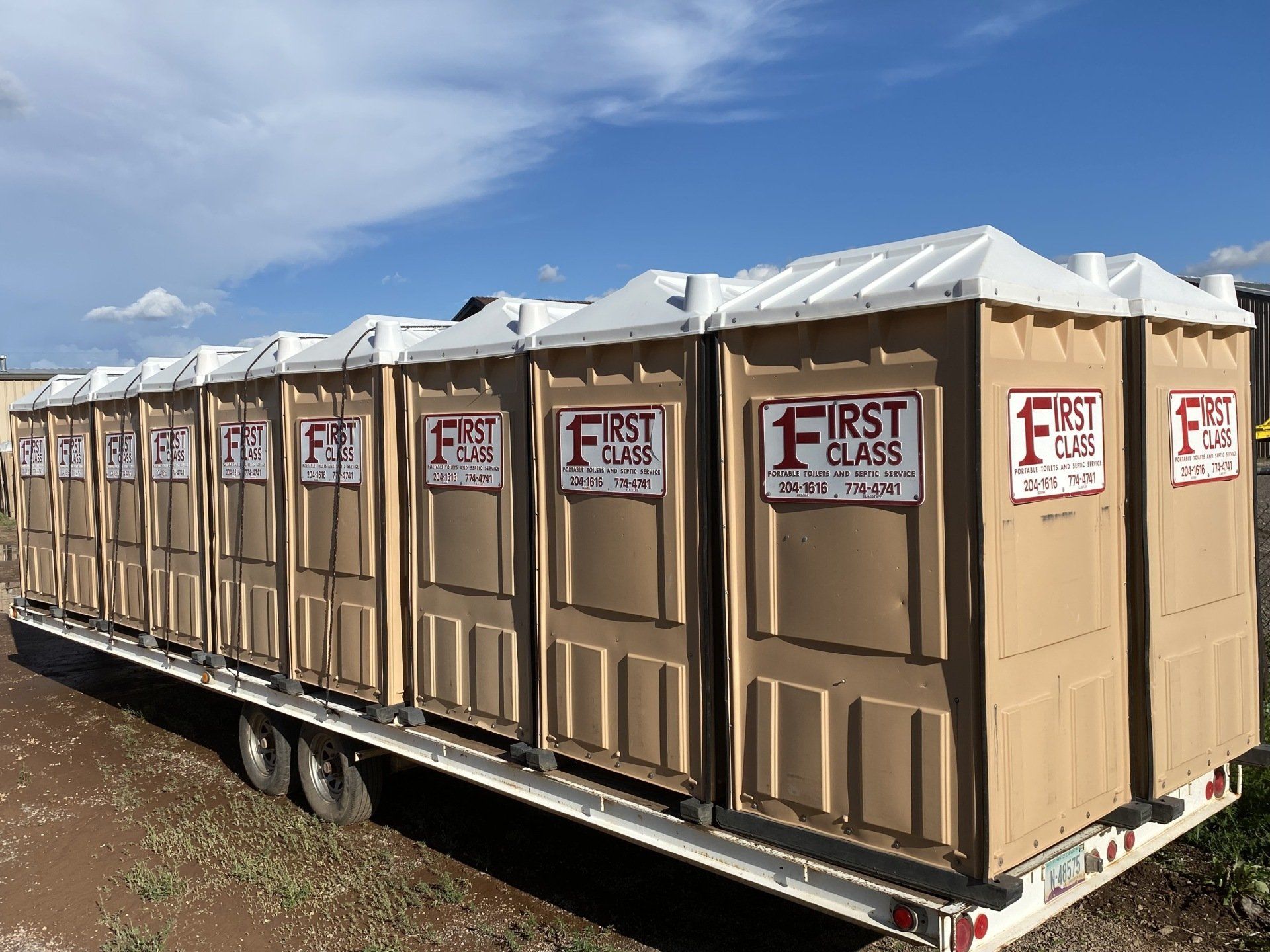 Portable restrooms tan | Flagstaff, AZ | First Class Sanitation