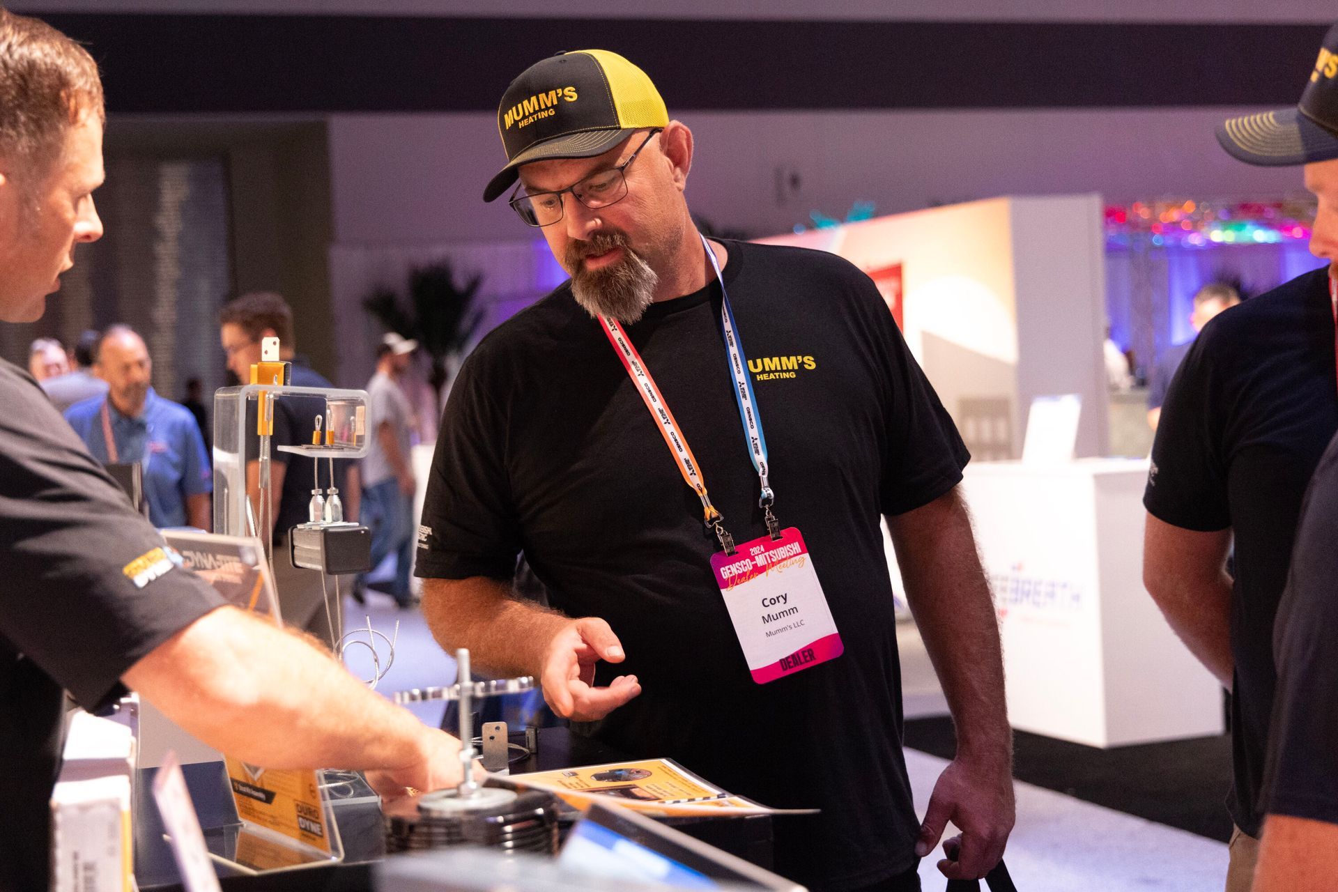 Mumm's LLC 2024 Gensco-Mitsubishi multi-zone excellence diamond contractor award winner