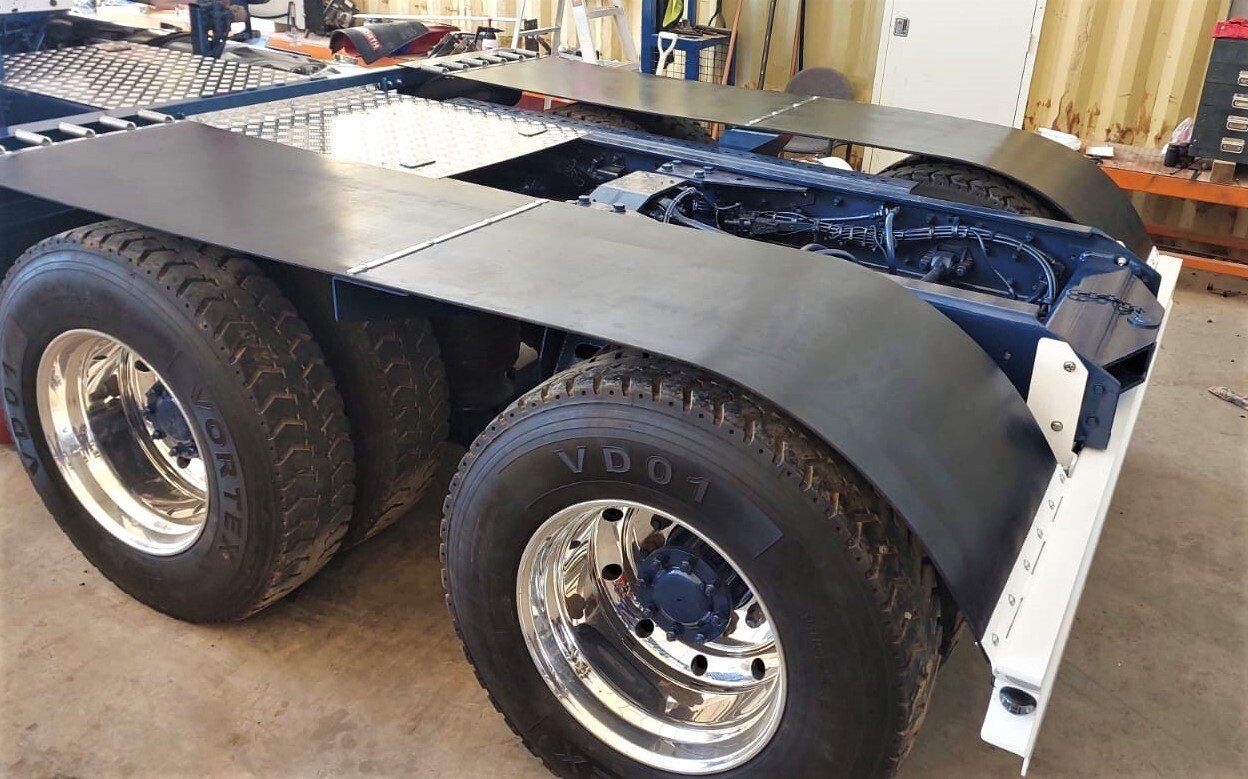 Cascadia truck, LDR Industries, Fossa Industries, freightliner truck parts, cross cab frame, cross bad box, rear bumper installation, rubber mudguards, Australia Local truck parts, truck body accessories