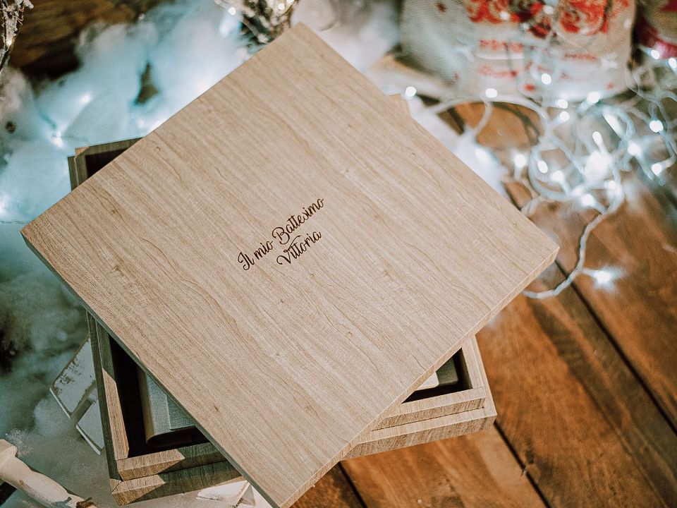 Scatola battesimo aperta