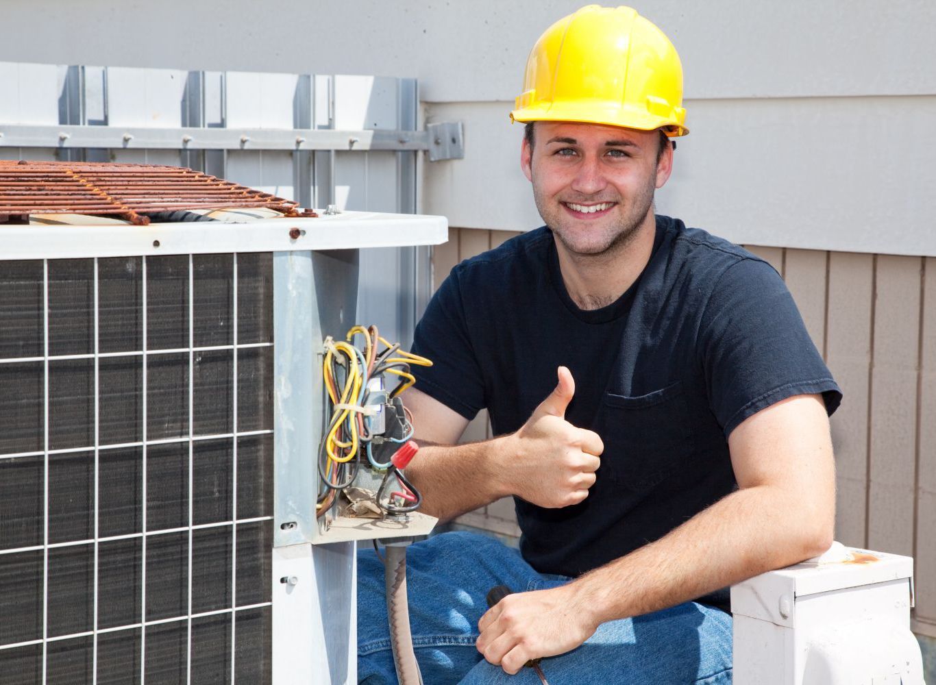 Contractor troubleshooting cooling systems in Williamstown, KY