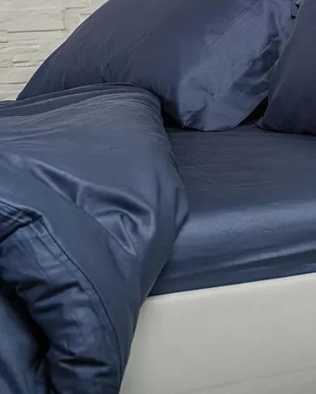 biancheria per il letto in cotone lucido blu