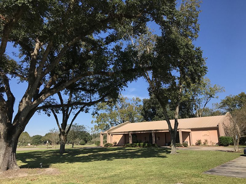 front-view-of-baker-funeral-home