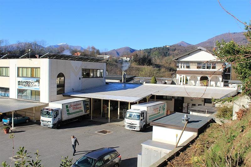 operazioni di carico mezzi