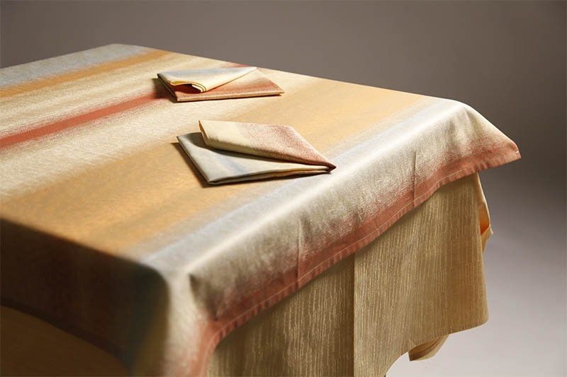 set tovagliato colori misti