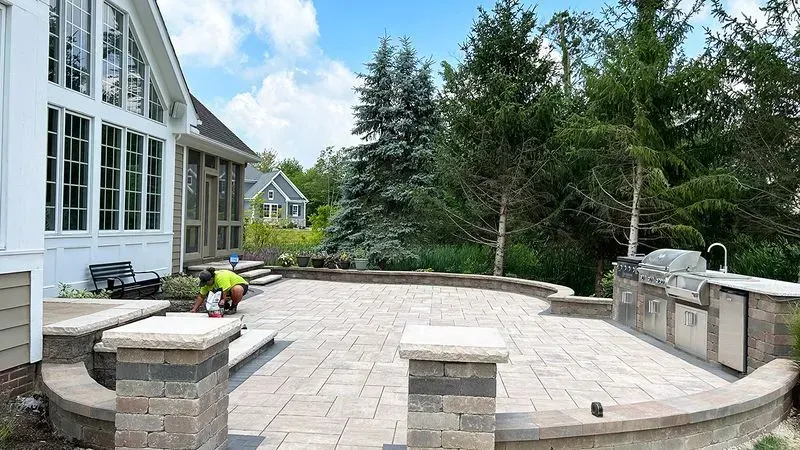 Signature of Solon Patio and outdoor kitchen