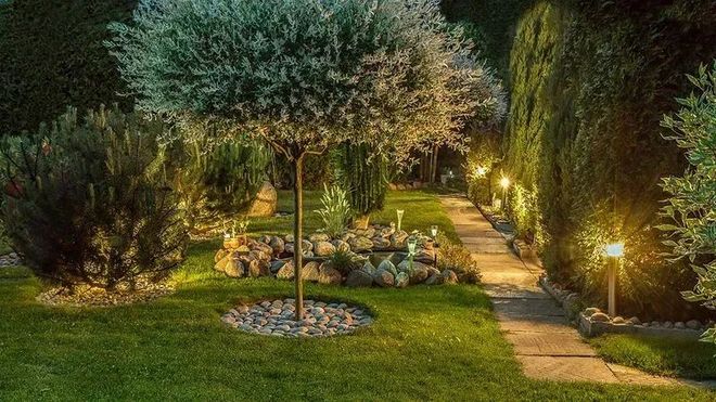 Landscape Lighting Service in Solon