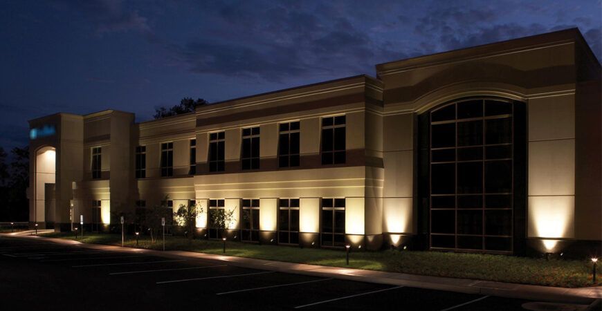 commercial landscape lighting in solon oh