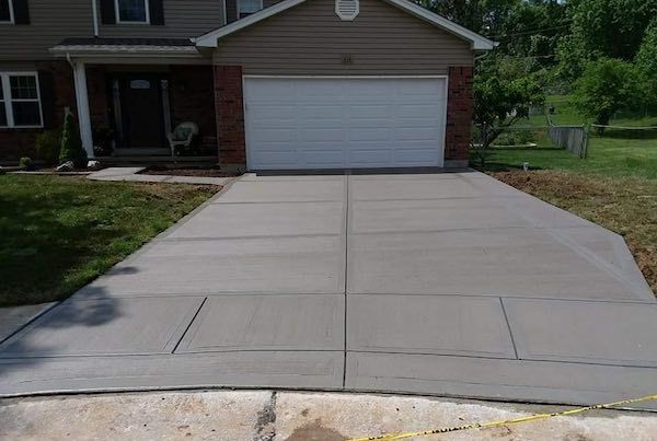 New concrete driveway on a home in Solon