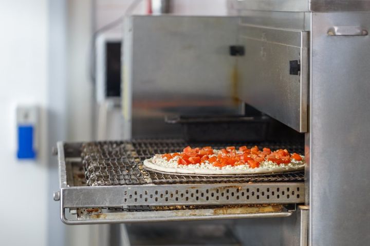 Preparazione della pizza