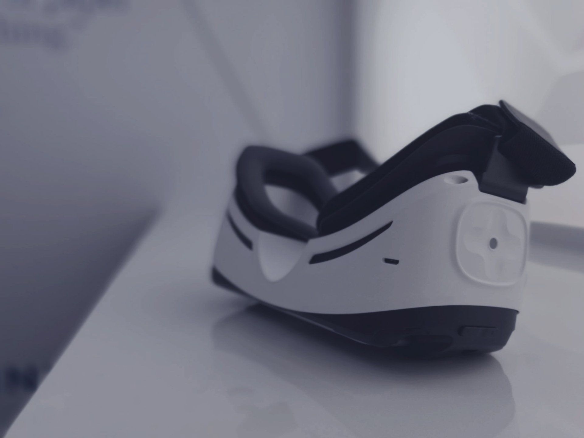 VR headset used in a launch event for Fairline Yachts . © The Animo Group Ltd.