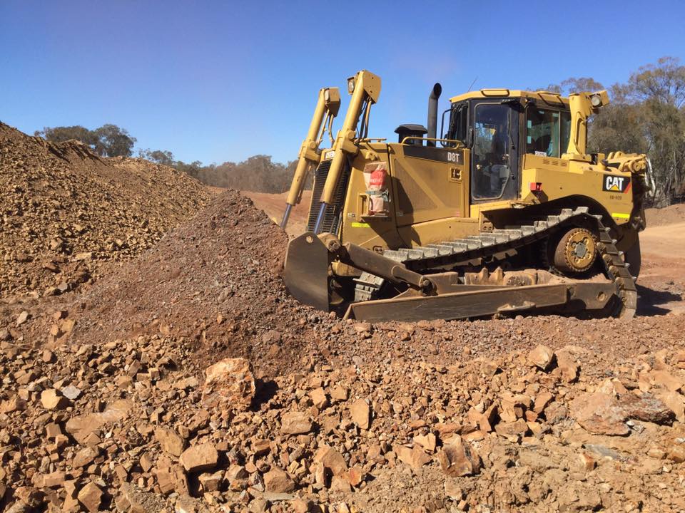 Caterpillar D8T - Grader For Hire in Dubbo NSW