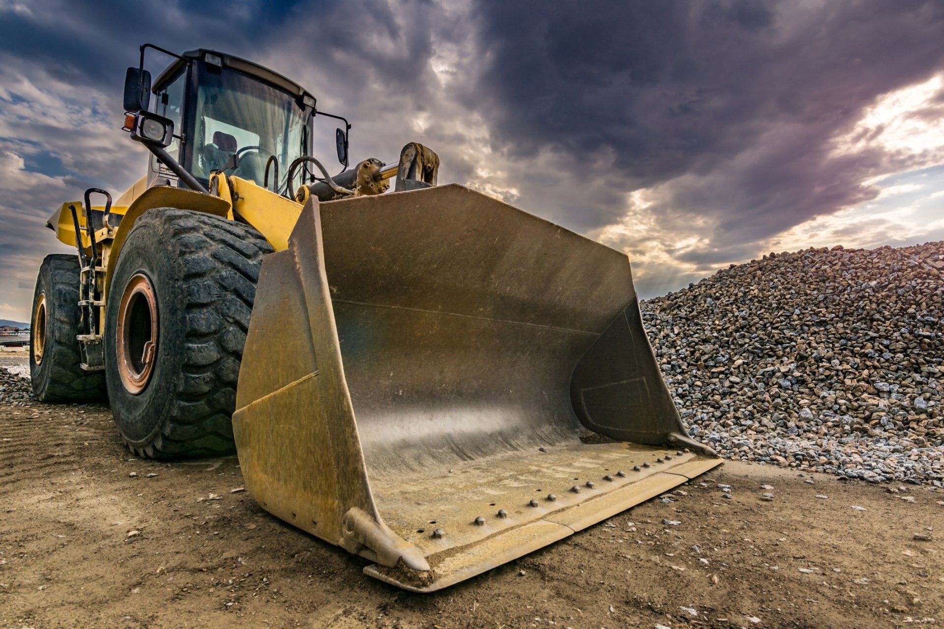 Bulldozer Truck — Racine, WI — J & F Auto Glass