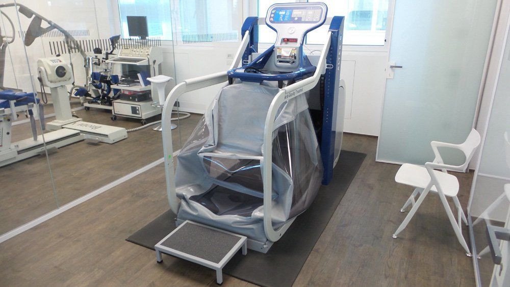 Sala con tapis roulant per idroterapia