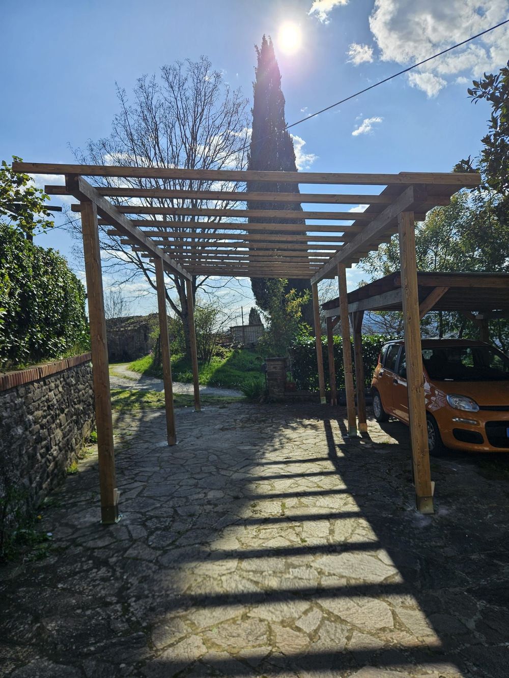 pergolato in legno box auto