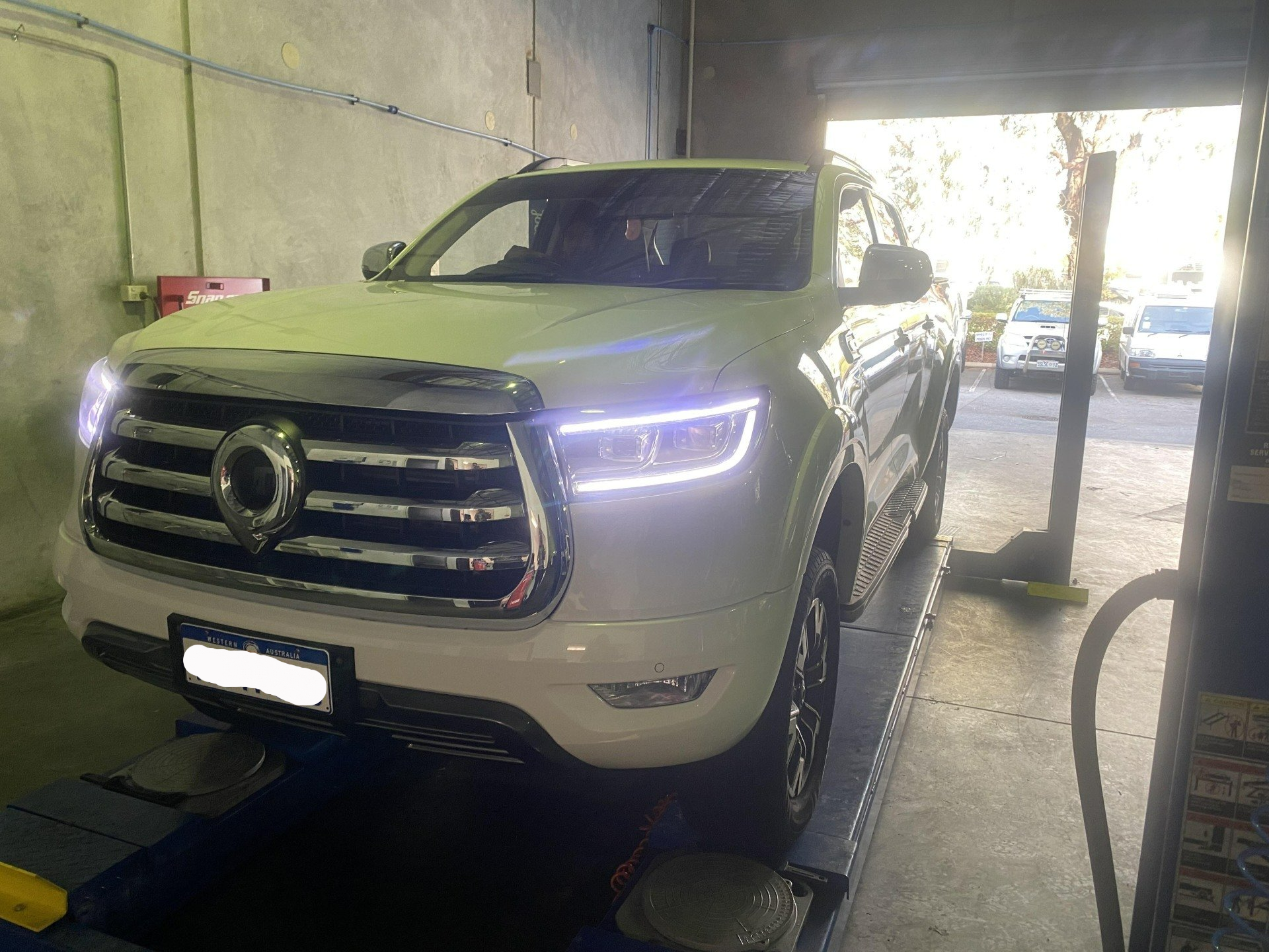 White Car | Joondalup, WA | Joondalup 4x4 & AllGas