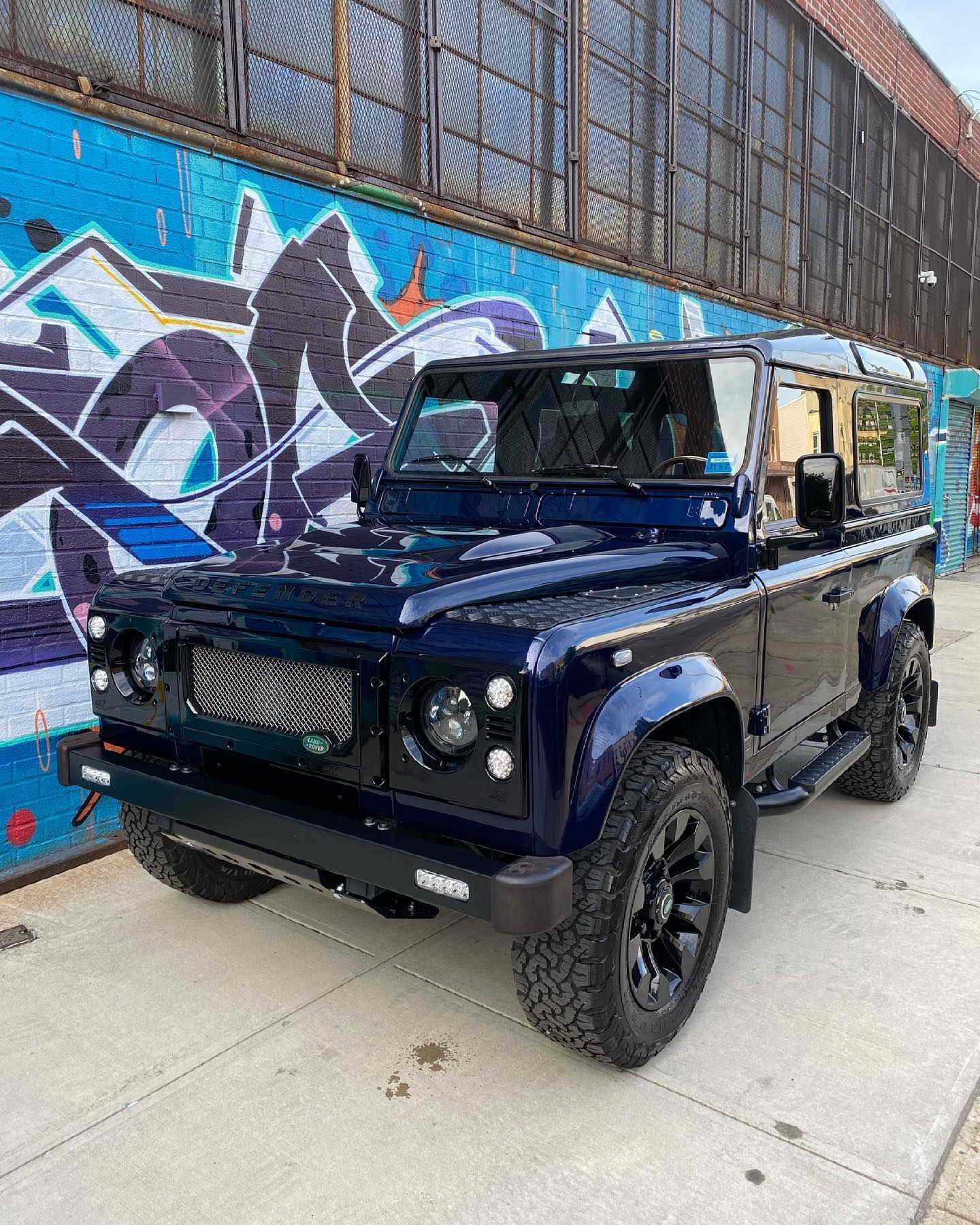 Land Rover Defender