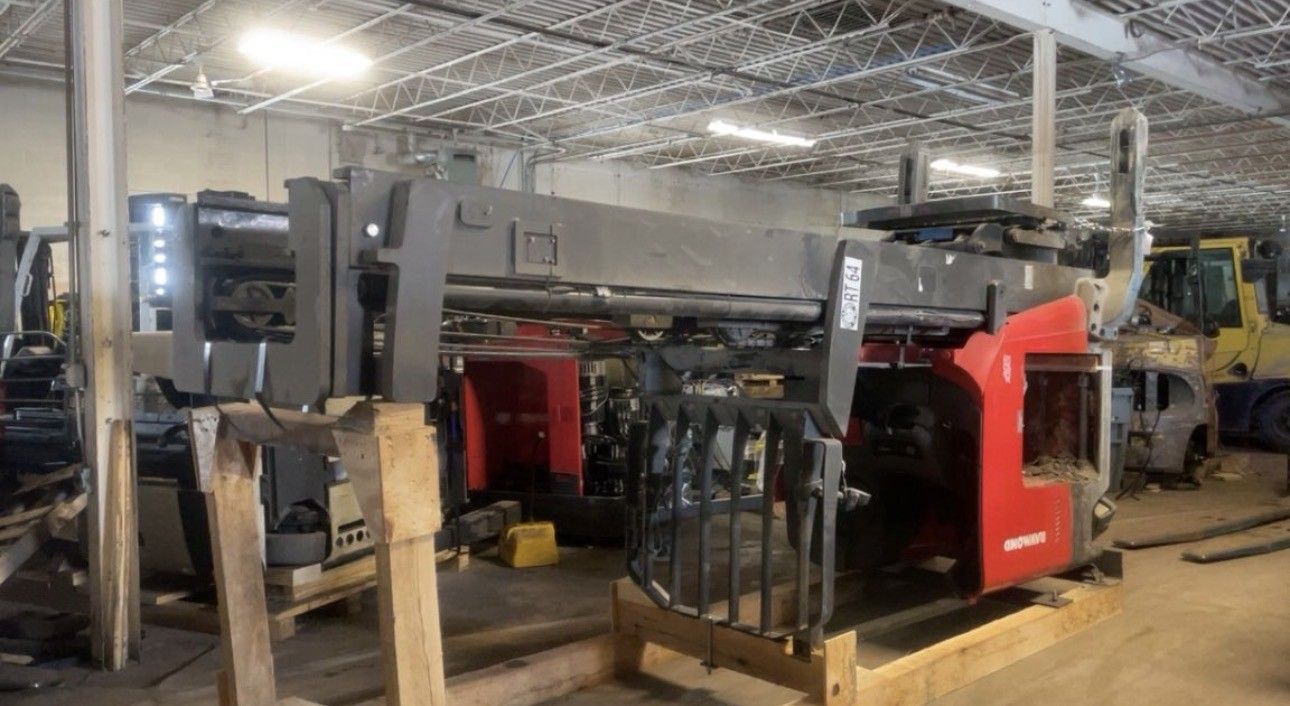 2017 Raymond 750DR32TT