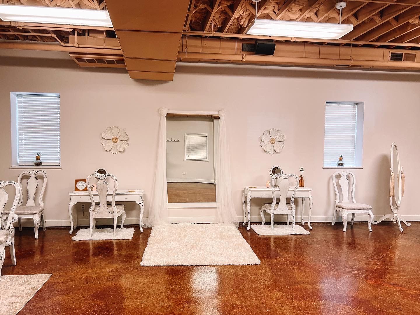 Weddings At The Courtyard Gallery; Showing photos of wedding ceremonies & receptions