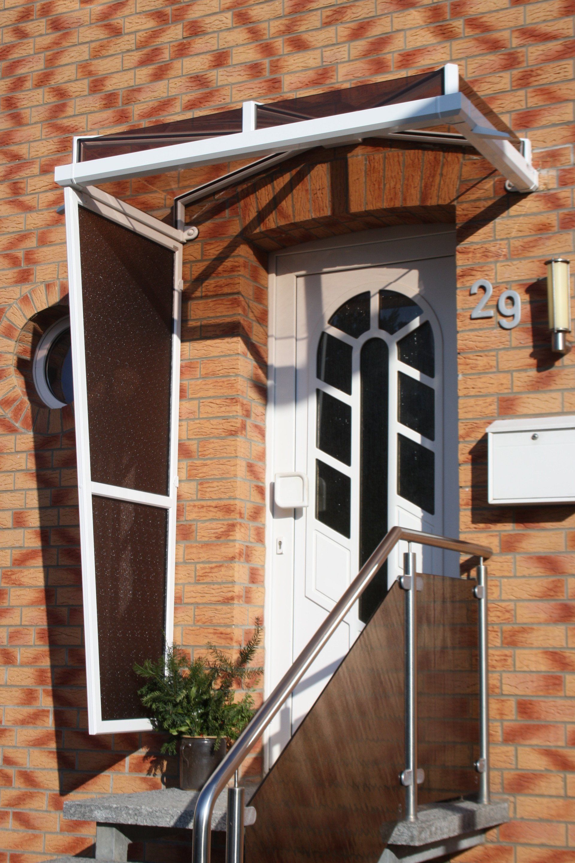 Vordach-Montage in Stralsund und ganz Mecklenburg-Vorpommern