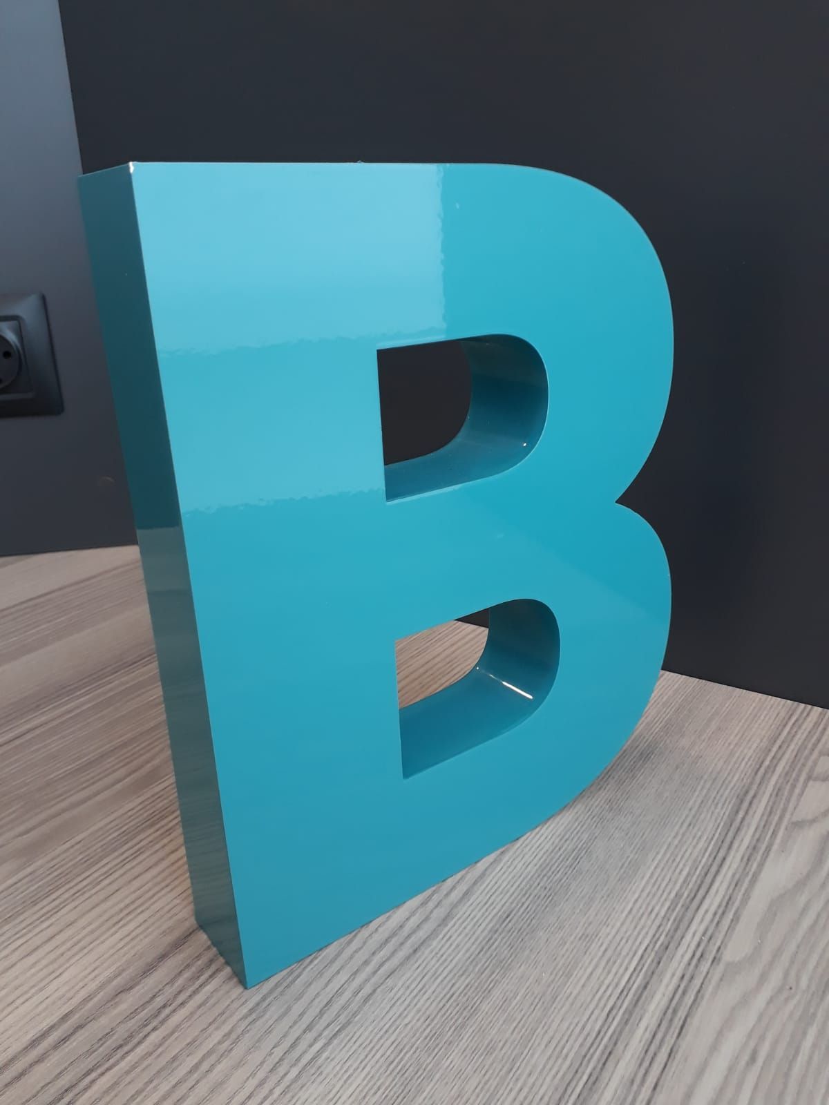 Painted Aluminum Letters