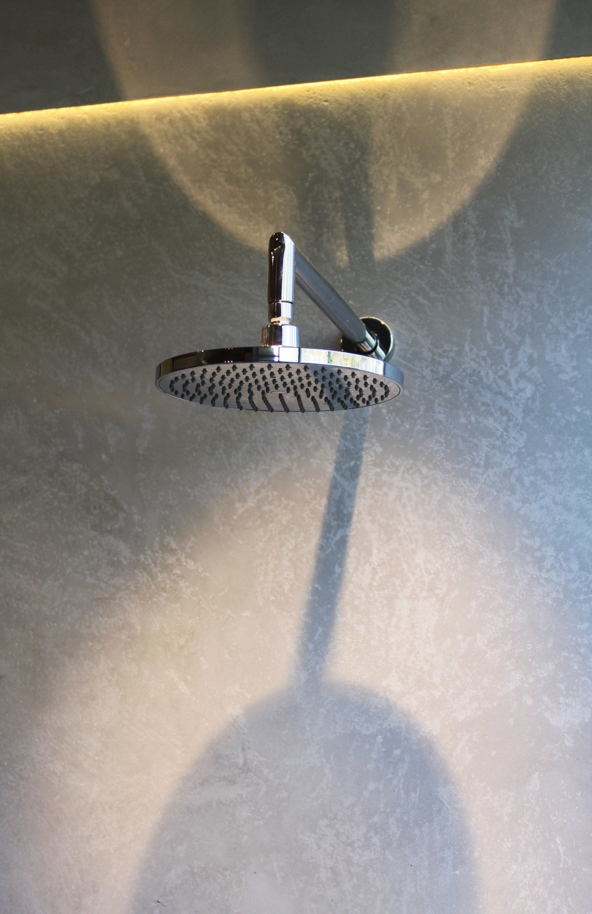 resin feature wall in shower