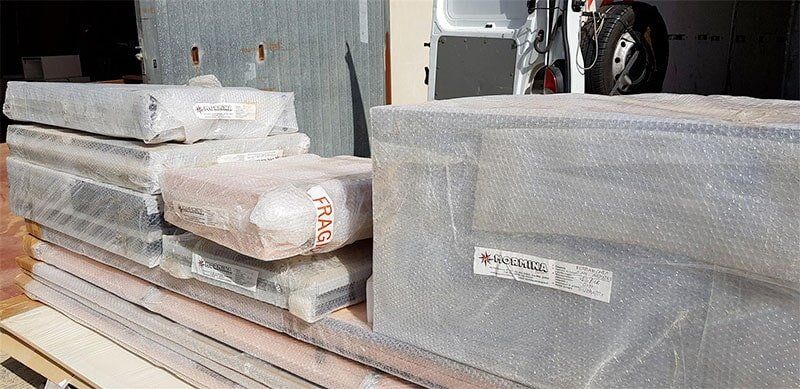 mobili imballati prima di un trasloco