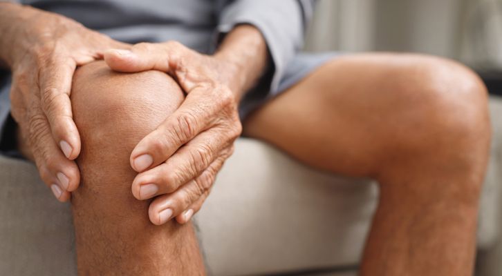 Knee Pain Treatments NYC by Marc Bystock L.Ac. Natural Relief of Severe and Chronic Knee Pain from Marc Bystock NYC Acupuncturist in Midtown Manhattan NY 10016