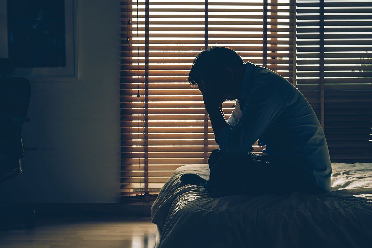 Podemos definir o transtorno de ansiedade como sendo um distúrbio mental que se caracteriza pela preocupação excessiva ou pela expectativa apreensiva, persistente e que não se consegue controlar.