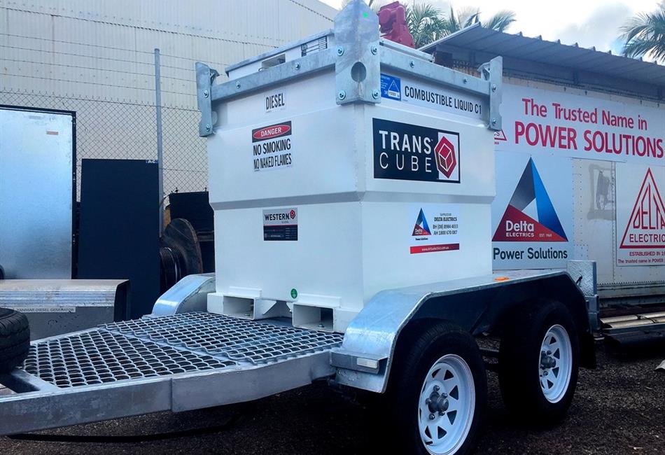 a trailer with the words trans cube on it