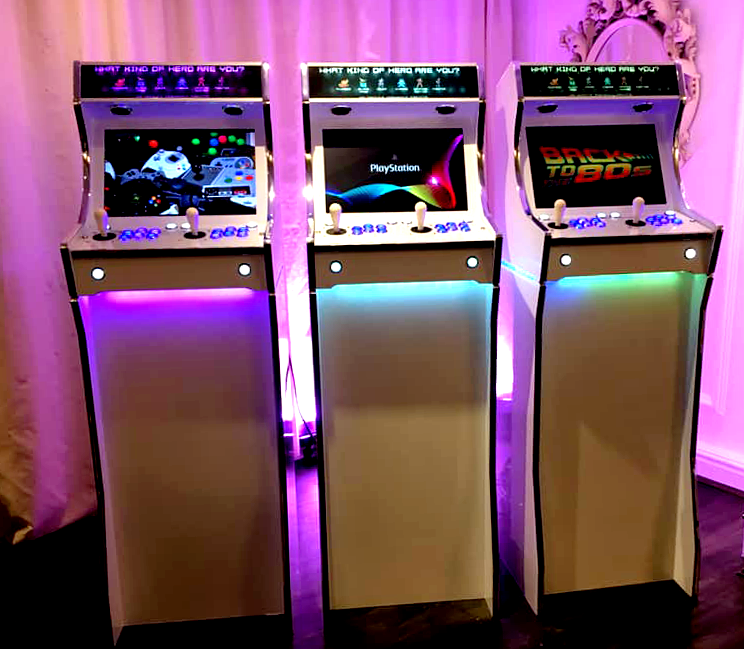 Retro-Arcade-Hire-Wedding-Entertainment