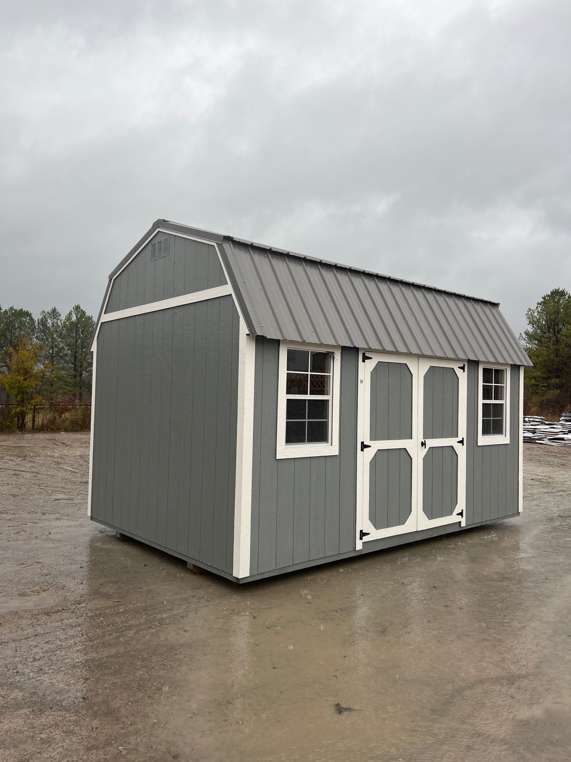 M&D Enterprises | Derksen 10X16 Side Lofted Barn