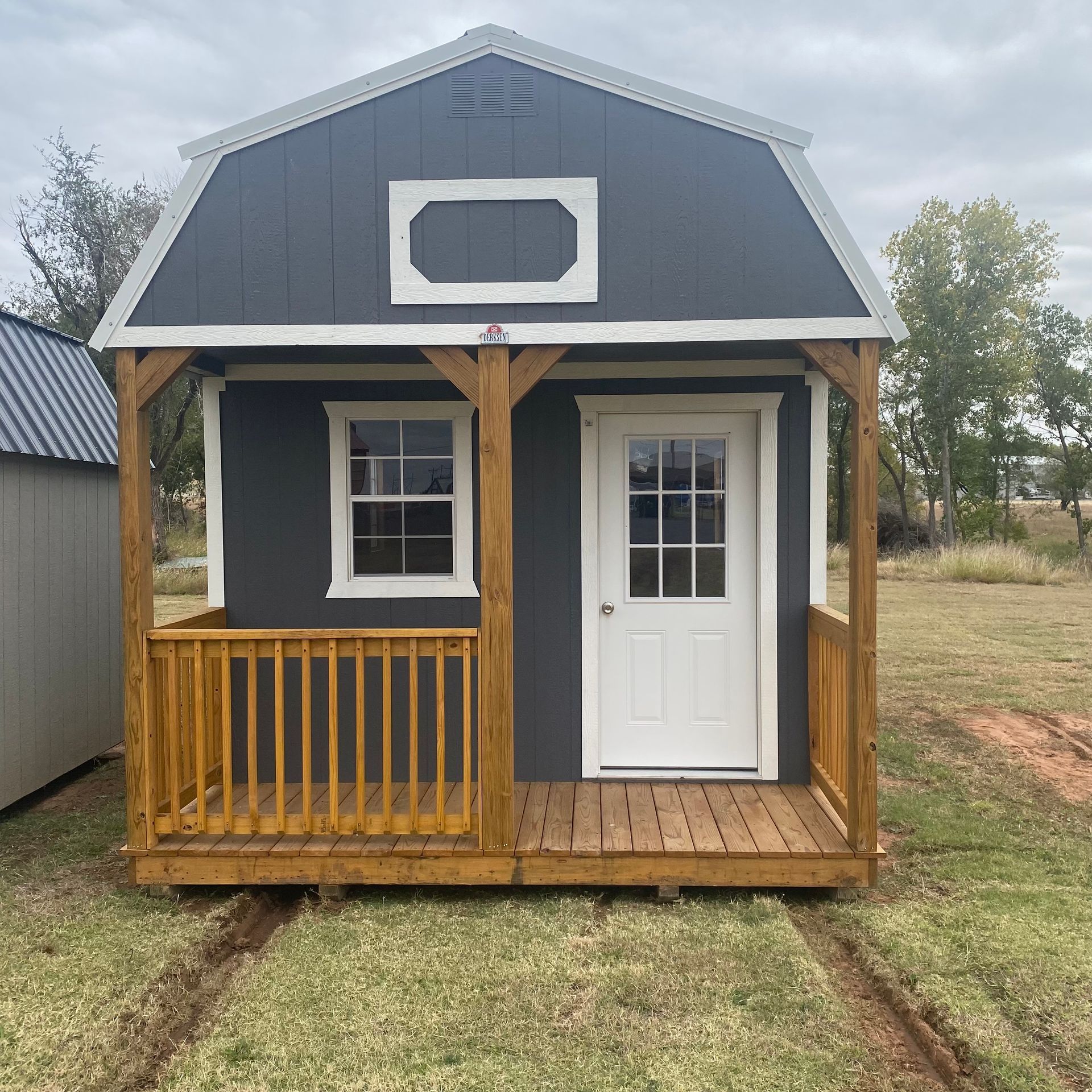 Derksen 12x32 Lofted Barn Cabin