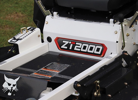 a white lawn mower with the word zi 2000 on it