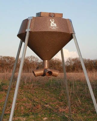 Boss Buck Gravity Feeder