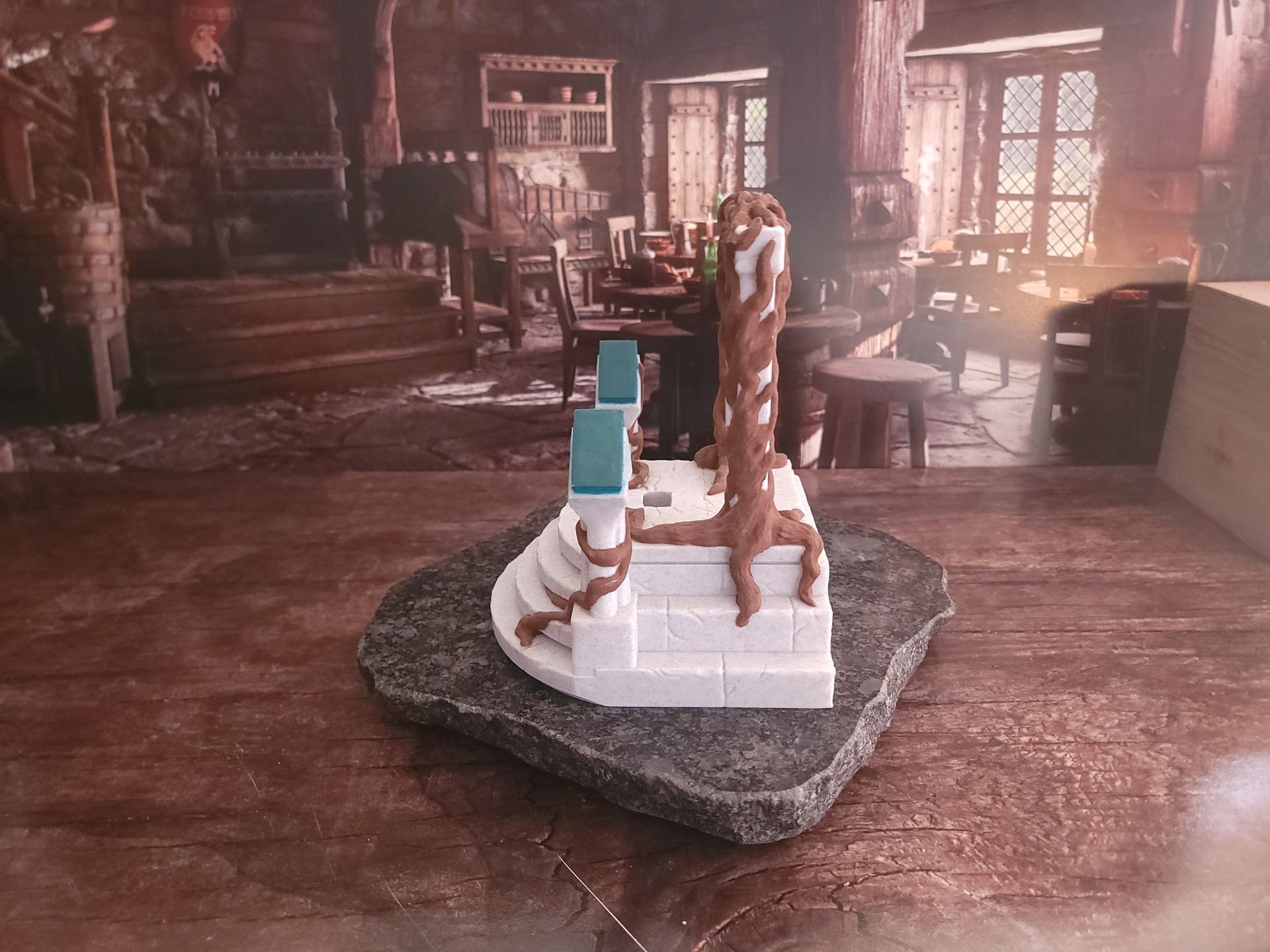 Elvish Display Holder