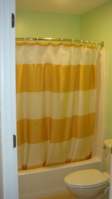 Bathroom with Curtain — Local Motel in Edison, NJ