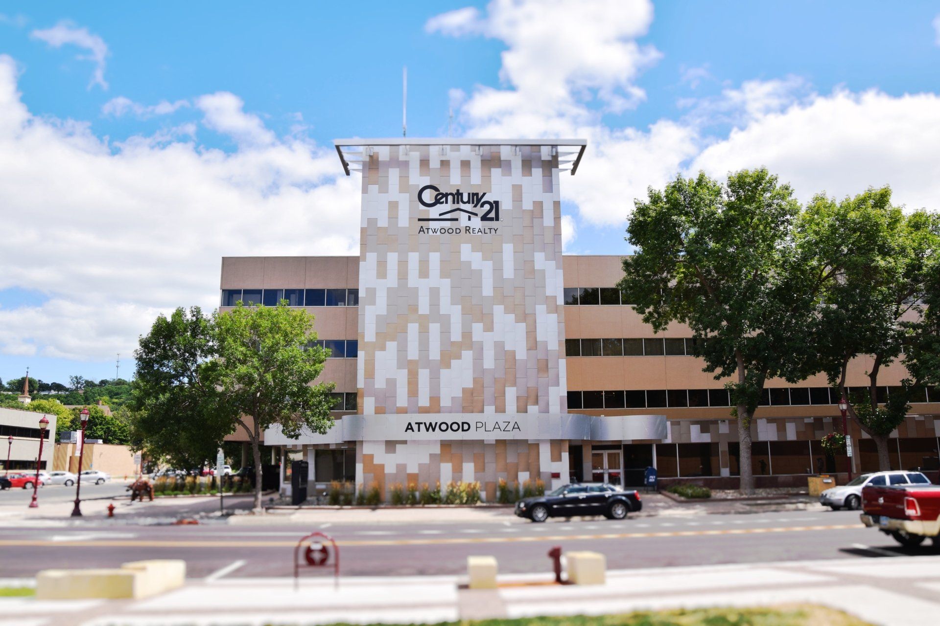 Exterior Photo of Atwood Plaza