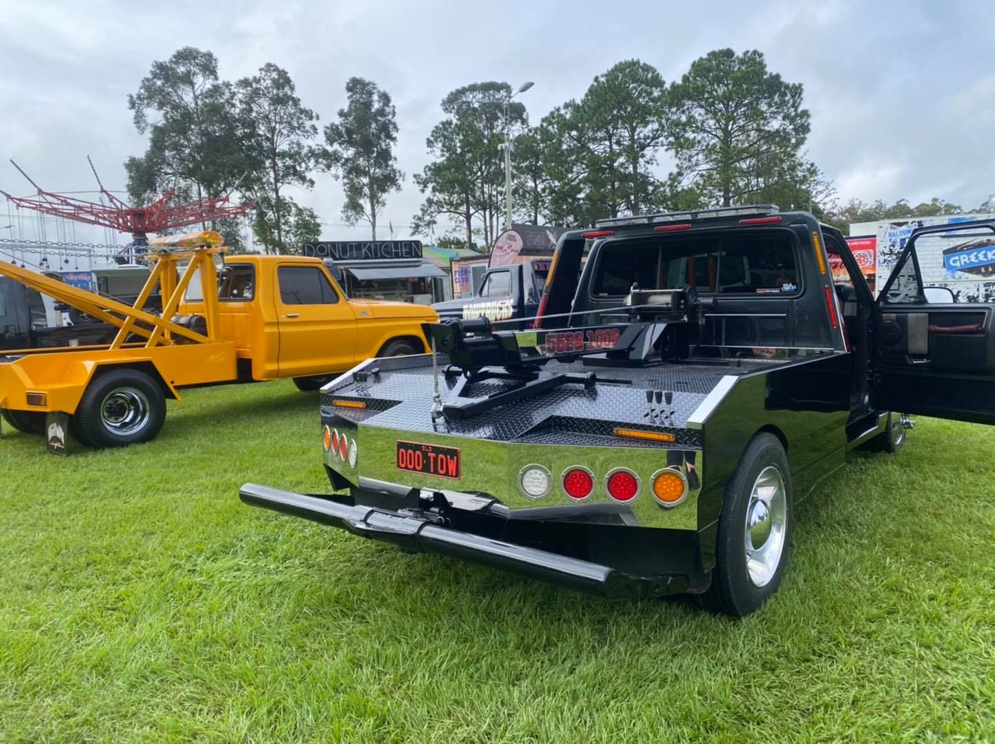 Towing Team on Site — Gold Coast, QLD — Gold Coast Tow Trucks Light and Heavy
